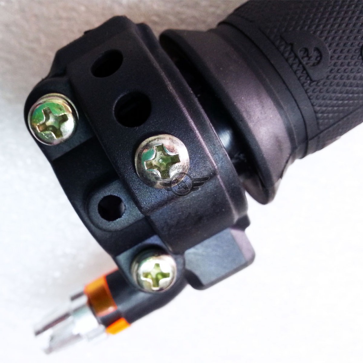 Manopola dell' acceleratore con vite per regolazione limitatore Per mini moto